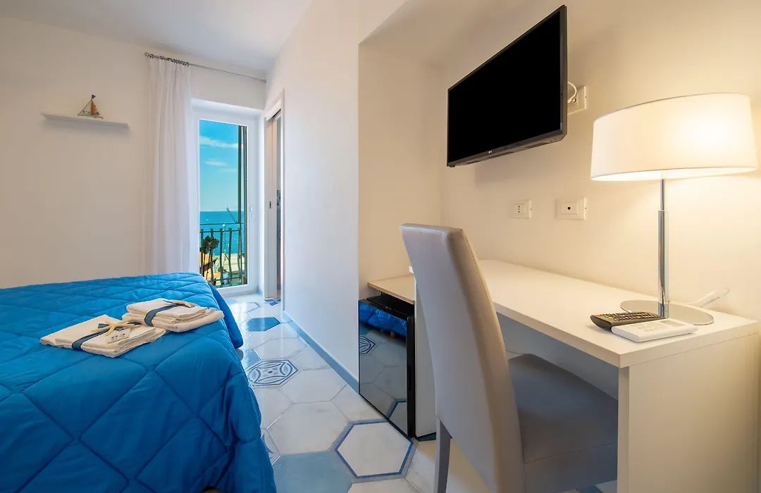 Caruso sea view-1